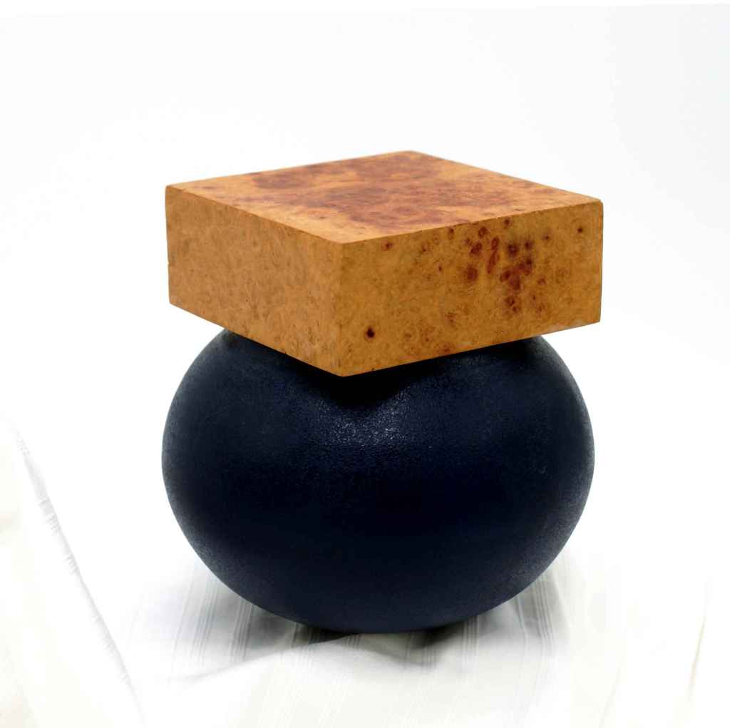 Atelier ZIAM - Frederic TALLIN
Grés, Paille, Placage bois