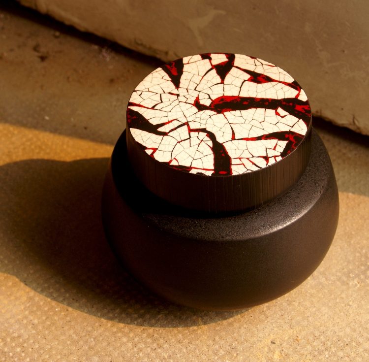Atelier ZIAM - Frederic TALLIN
Grés, Paille, coquille d'œufs